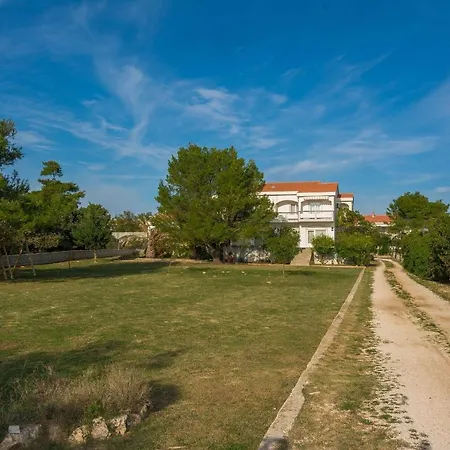 Apartment Vucetic Vir