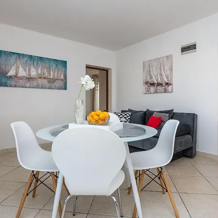 Vucetic Apartment