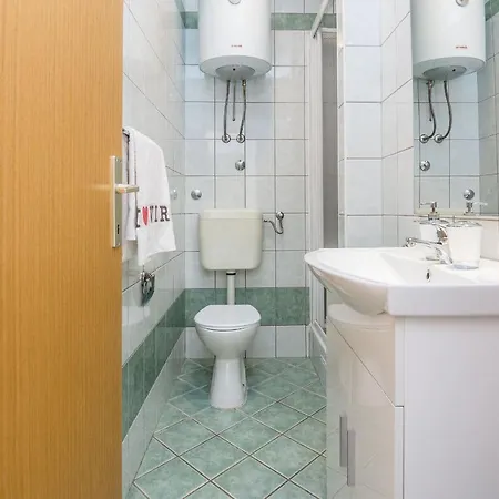 Apartment Vucetic Vir